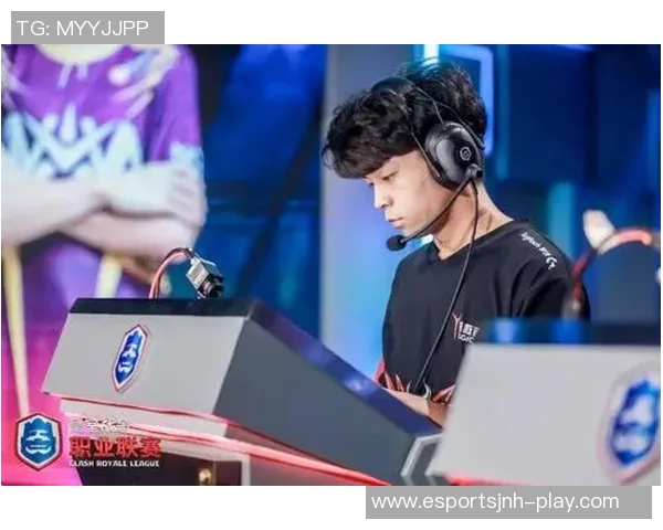 JDG在冠军杯中的意识表现分析与战术解读